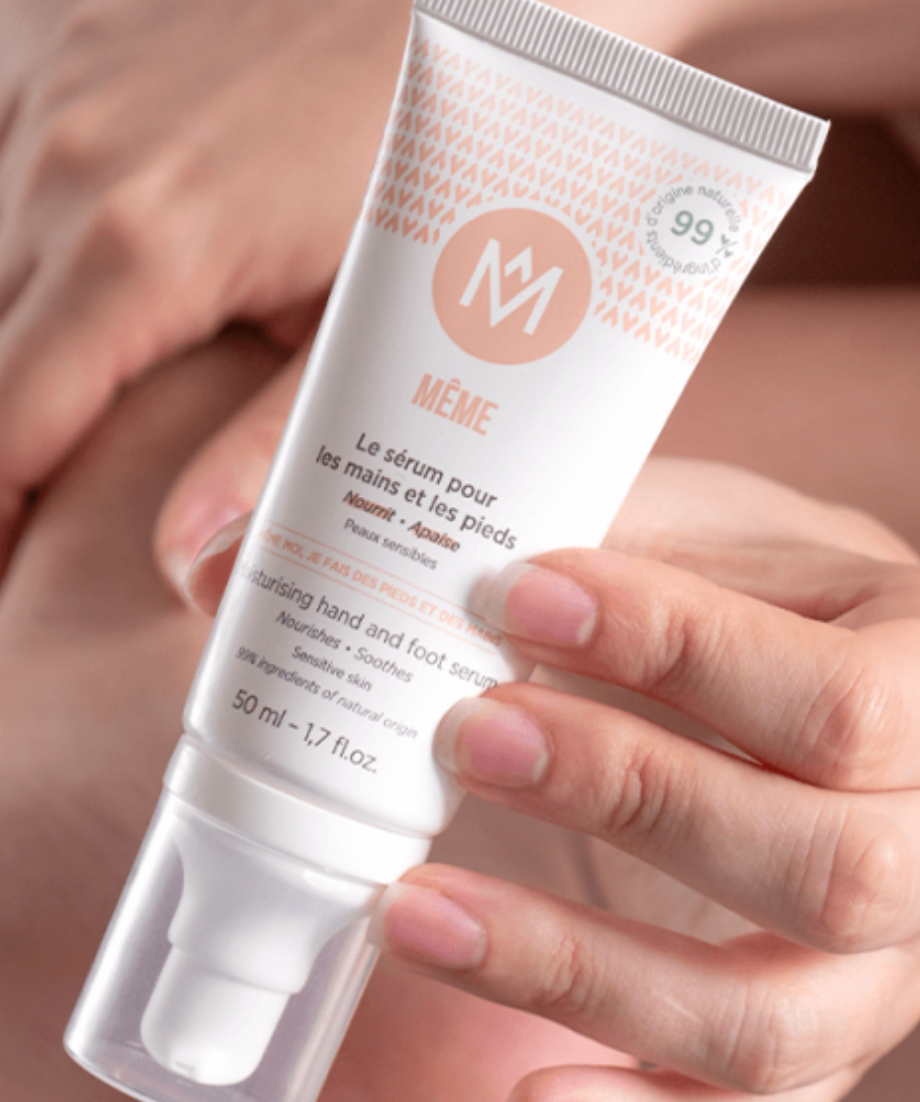 Photo de présentation du sérum pour les mains et les pieds de la marque même cosmétiques